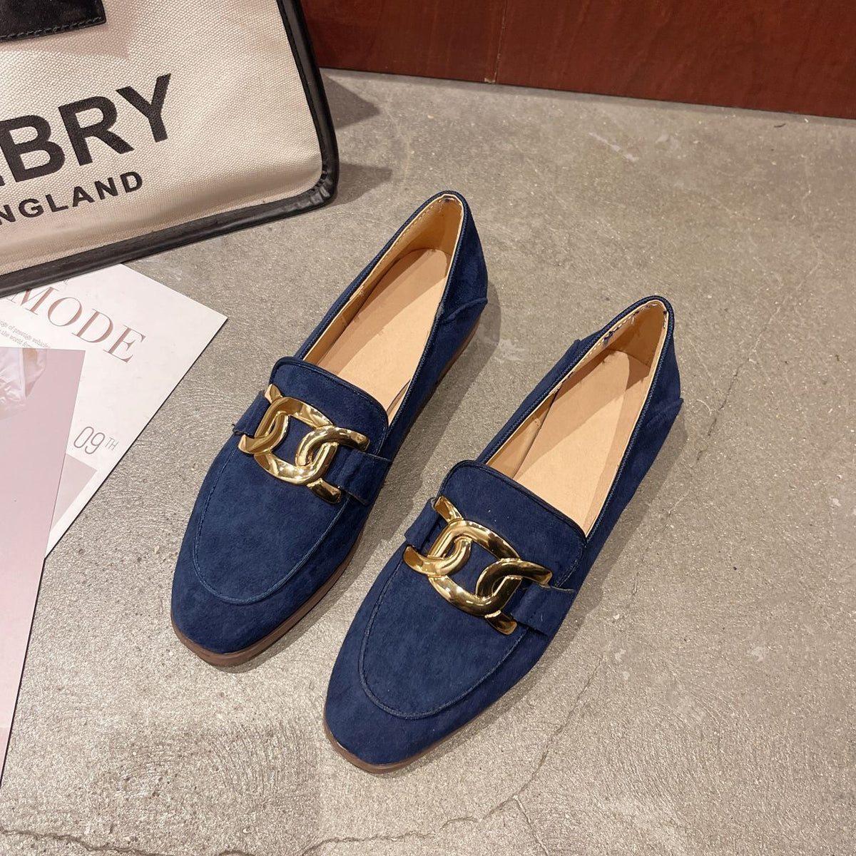 Barb - Klasyczne i trwałe loafersy z zamszu dla kobiet