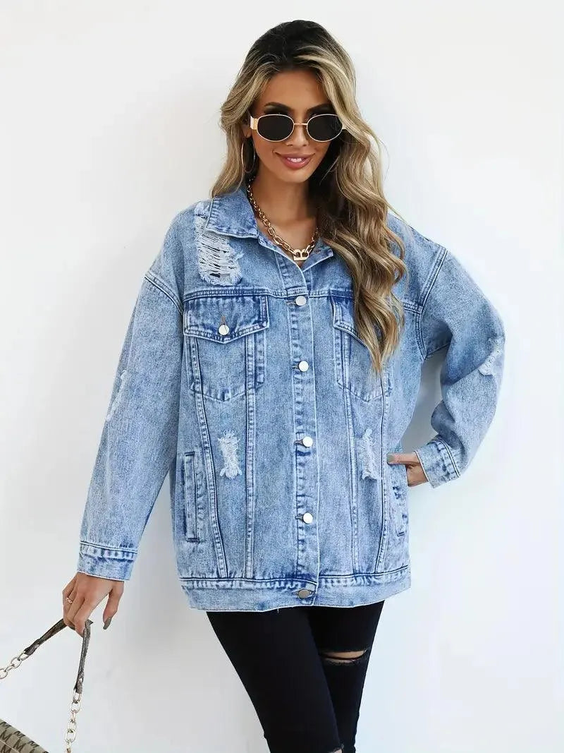 Megan | Damska oversize kurtka jeansowa z przetarciami, modny i casualowy fason