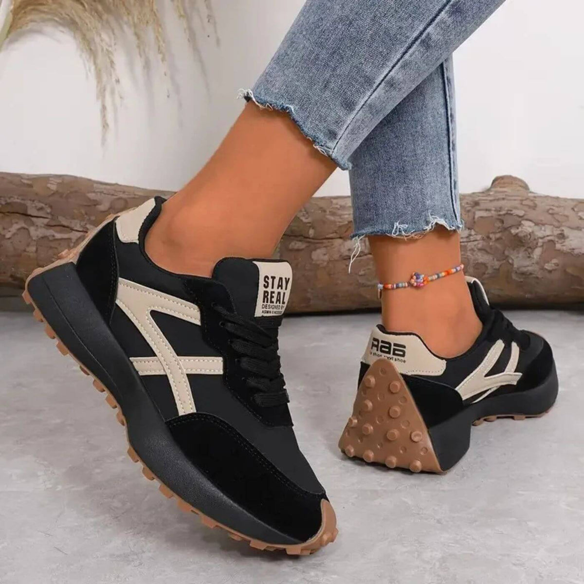 Annabeth - Damskie Sneakersy - Grubej Podeszwie z Kontrastowym Wzorem