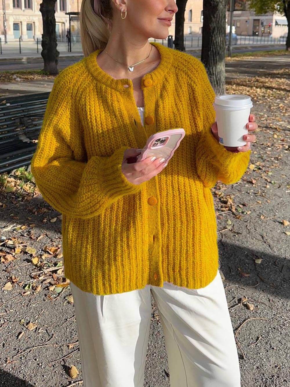 Nicole – wygodny damski sweter z dzianiny – miękki i stylowy