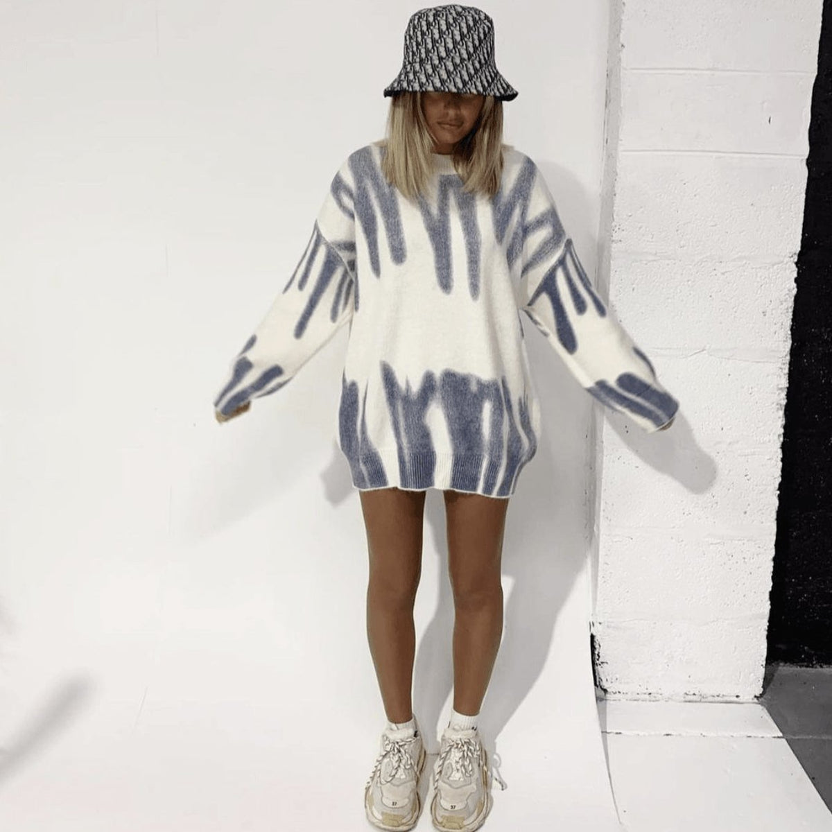 Jacqueline | Sweter damski oversize z niebieskim wzorem, luźny krój dzianinowy