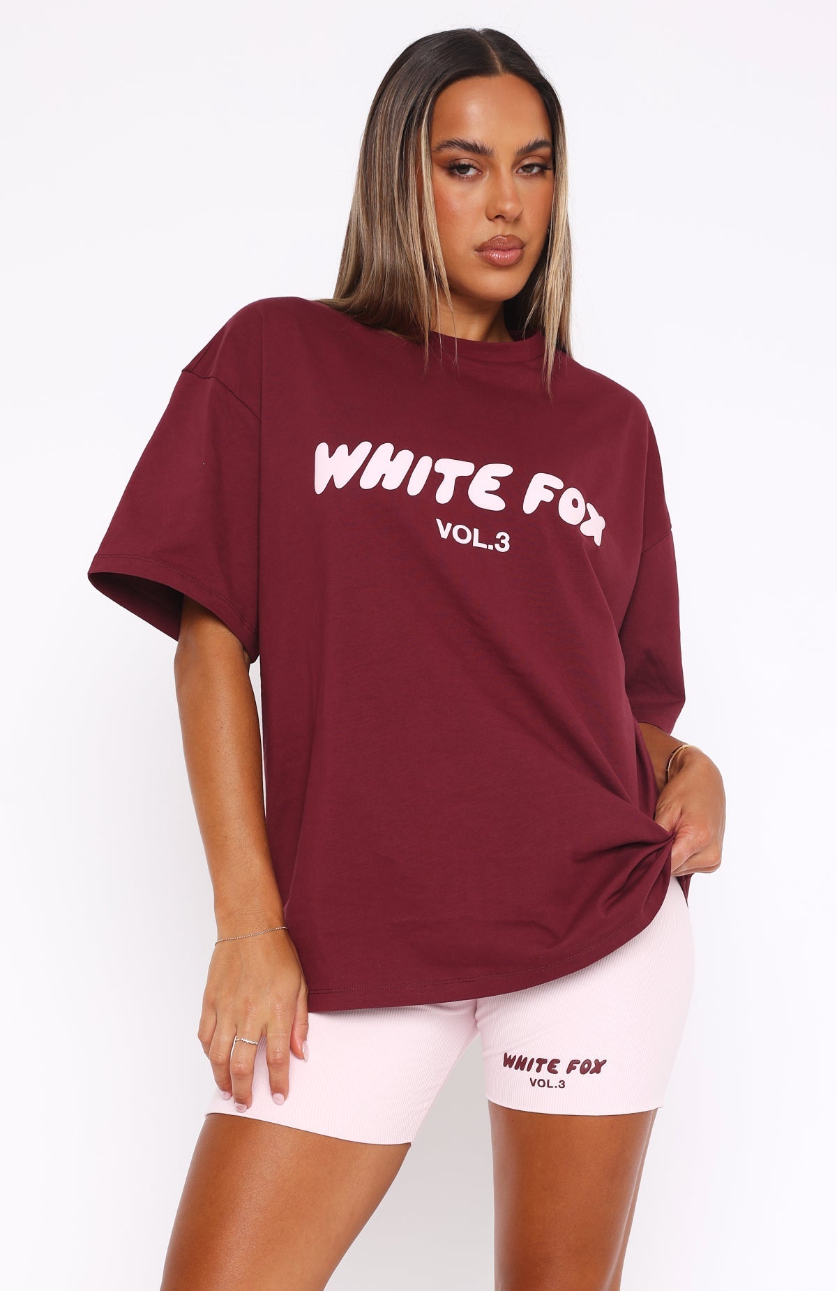 Rosalie | Damski t-shirt oversize czerwony velvet wygodny streetwear