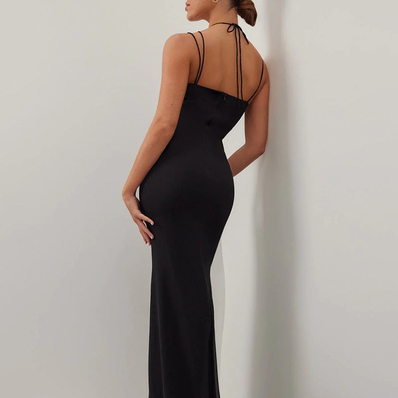 Nina | Elegancka damska maxi sukienka z wycięciami w kolorze czarnym, kobiecy i wyrafinowany fason
