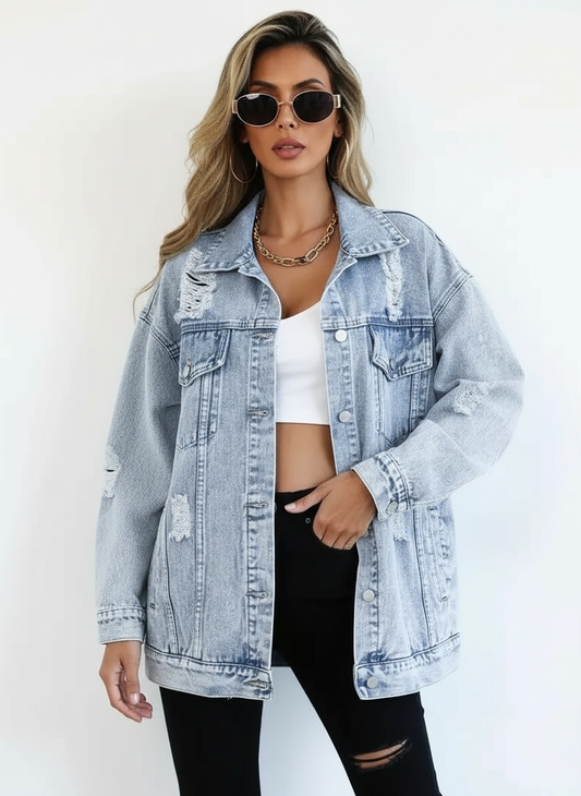 Megan | Damska oversize kurtka jeansowa z przetarciami, modny i casualowy fason