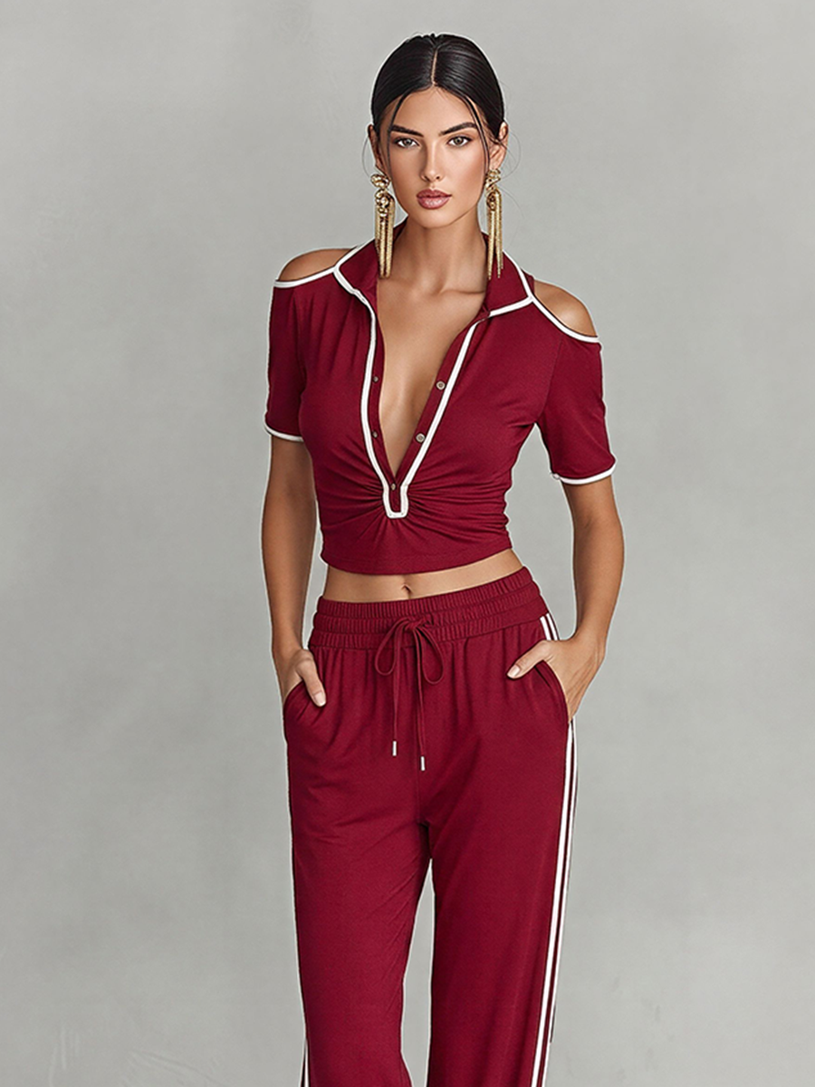 Carroll | Damski komplet dresowy bordowy z dzianiny crop top cold shoulder