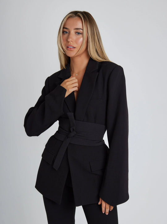 Ivy | Elegancka damska marynarka z paskiem
