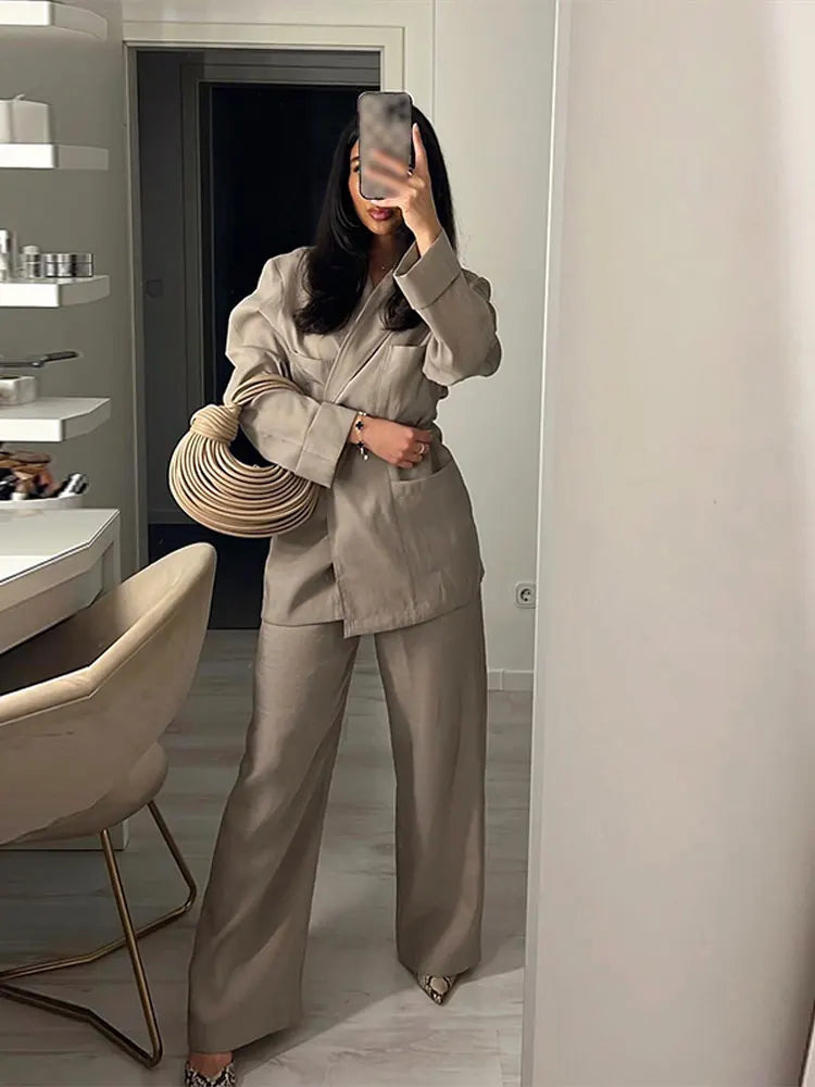 Lilibeth | Damski komplet Mila relaxed fit oversize marynarka i szerokie