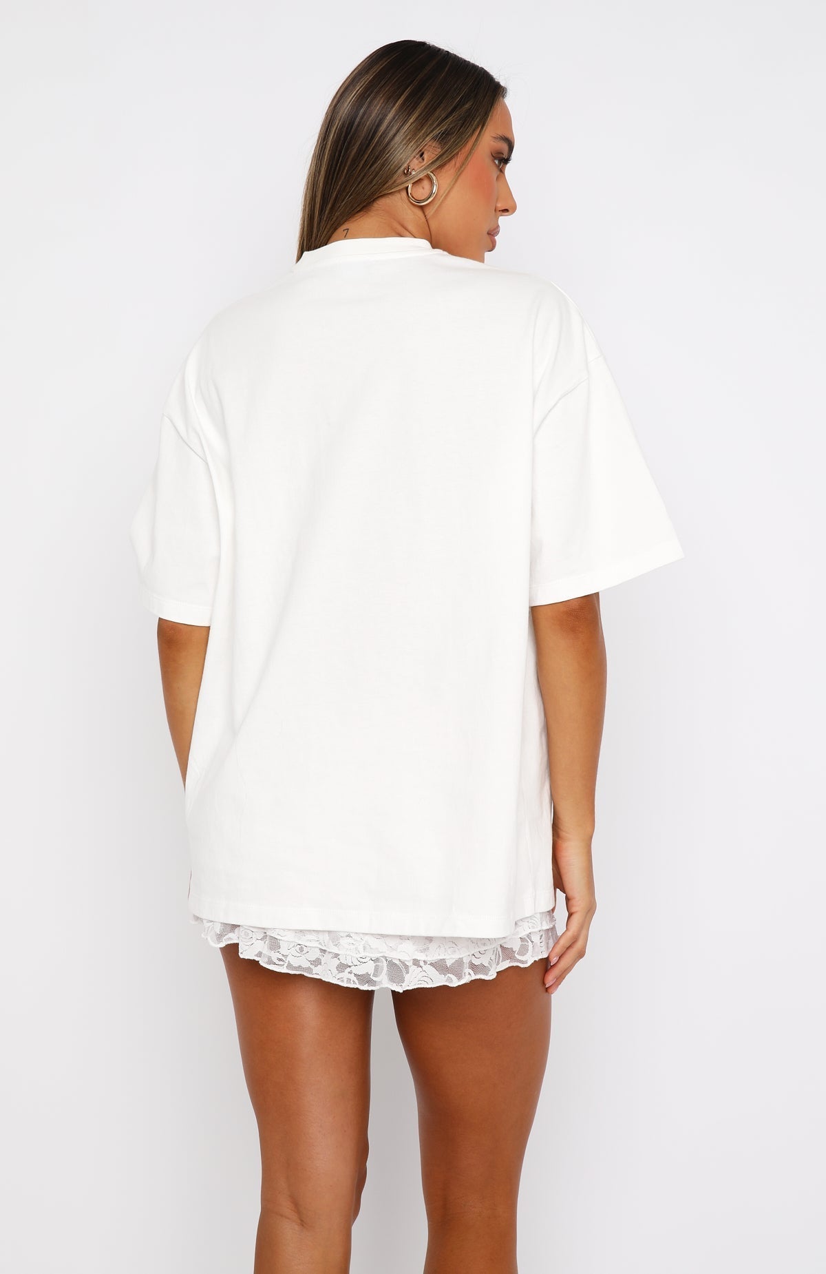 Kathryn | Damski t-shirt oversize biały z napisem stylowy wygodny
