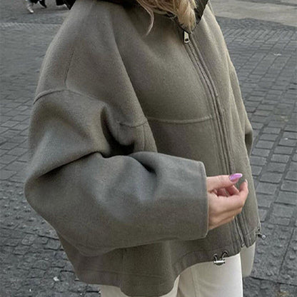 Rosalie – damski, elegancki płaszcz w stylu streetwearowym z kapturem
