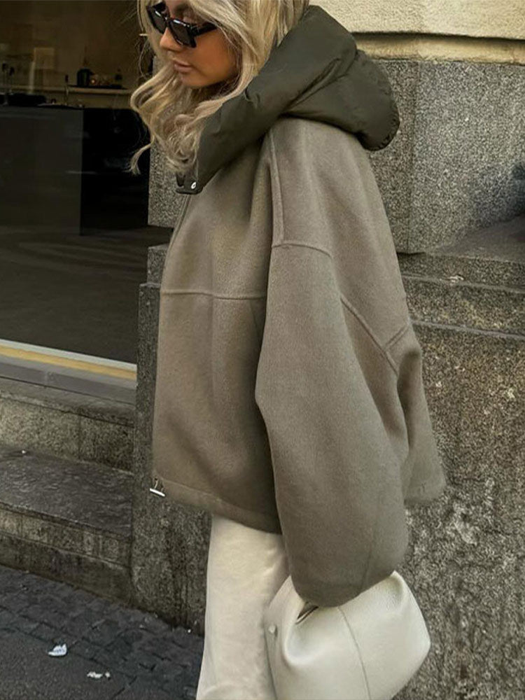Rosalie – damski, elegancki płaszcz w stylu streetwearowym z kapturem