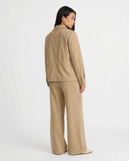 Marlene | Komplet damski z imitacji zamszu w stylu utility, stylowy i nowoczesny