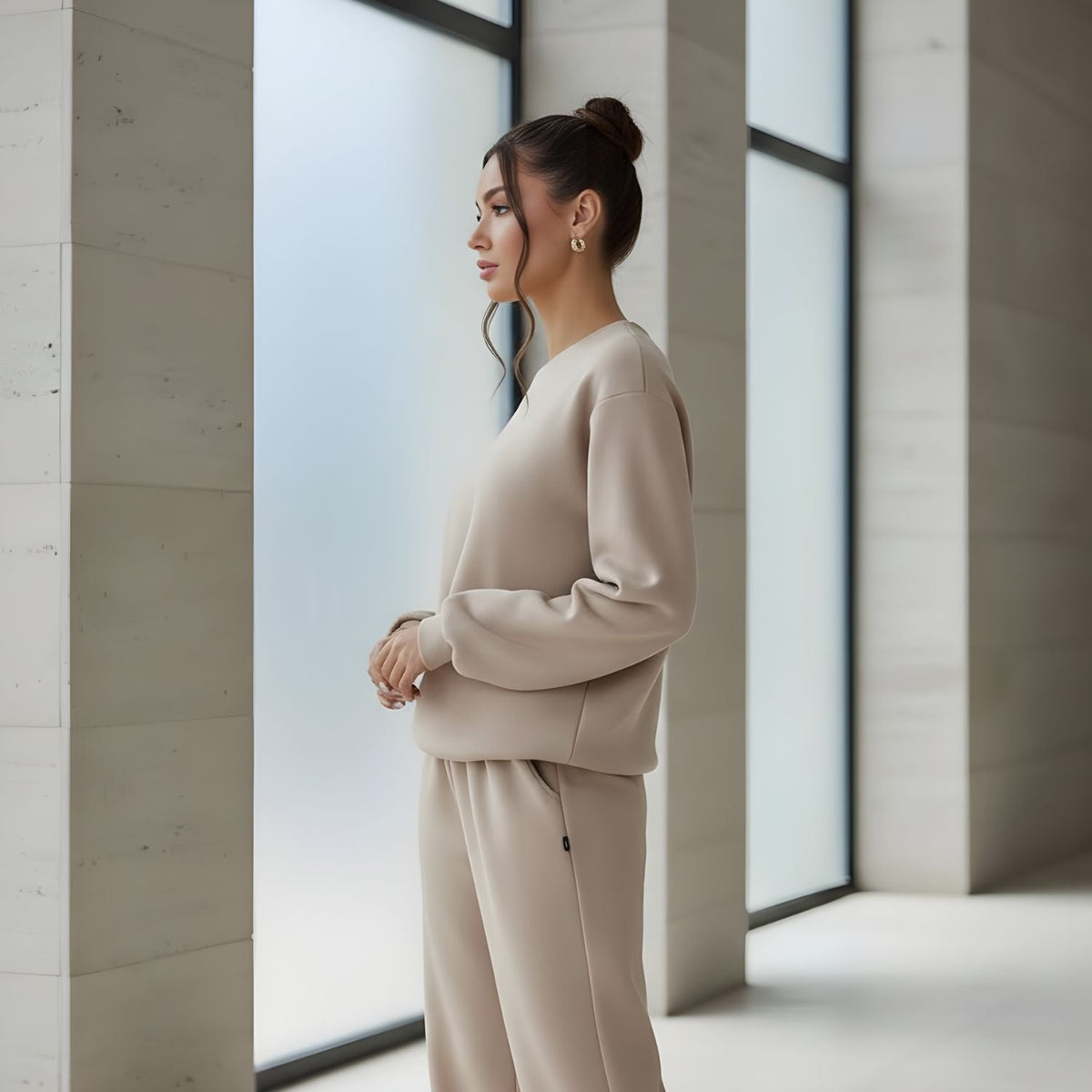 Michele | Damski komplet loungewear off-shoulder z szerokimi nogawkami