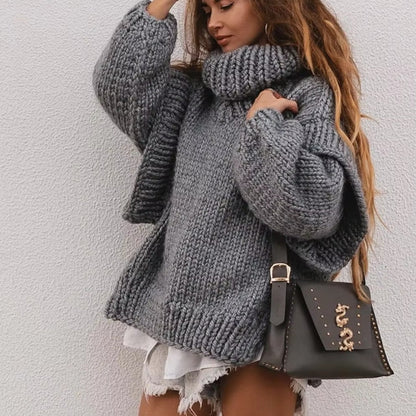 Tamara - Oversized sweter z długim rękawem, golfem i prążkowanymi detalami