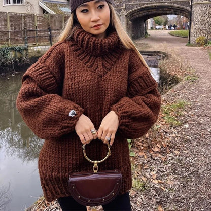 Tamara - Oversized sweter z długim rękawem, golfem i prążkowanymi detalami