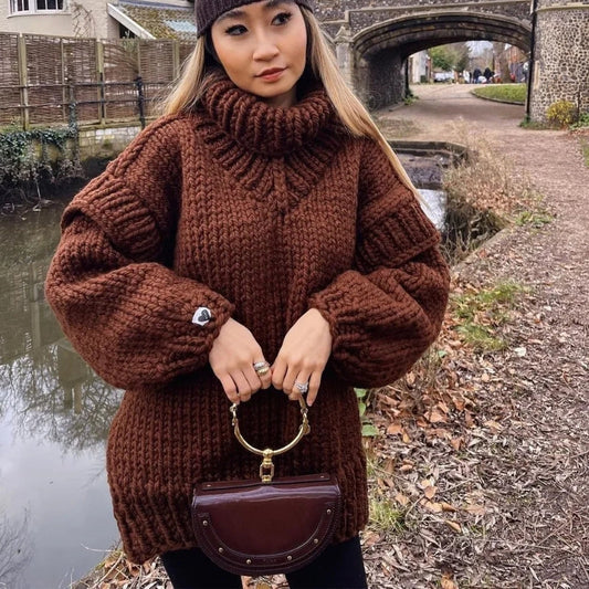 Tamara - Oversized sweter z długim rękawem, golfem i prążkowanymi detalami