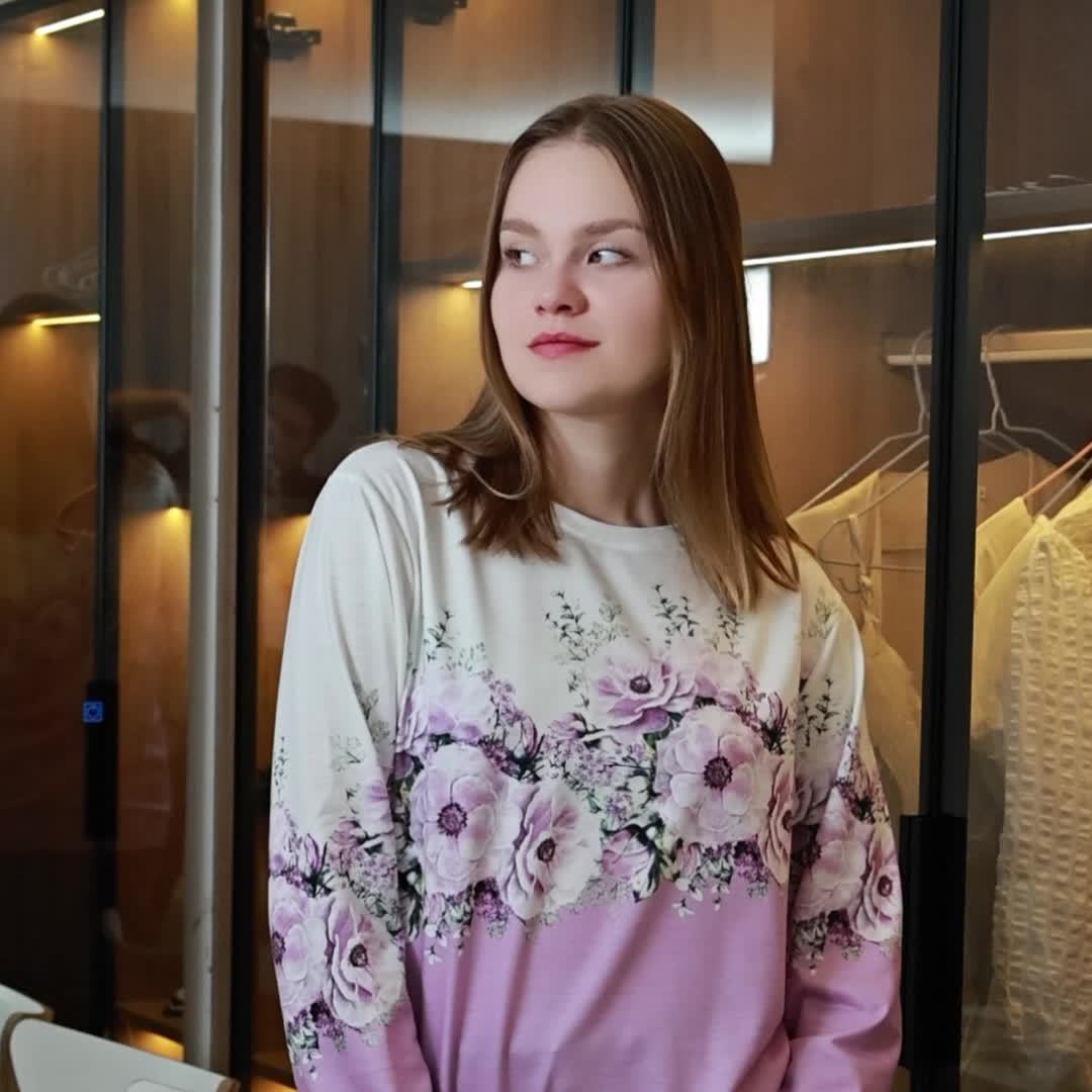 Ardelle - Damska Bluza z Kwiatowym Motywem