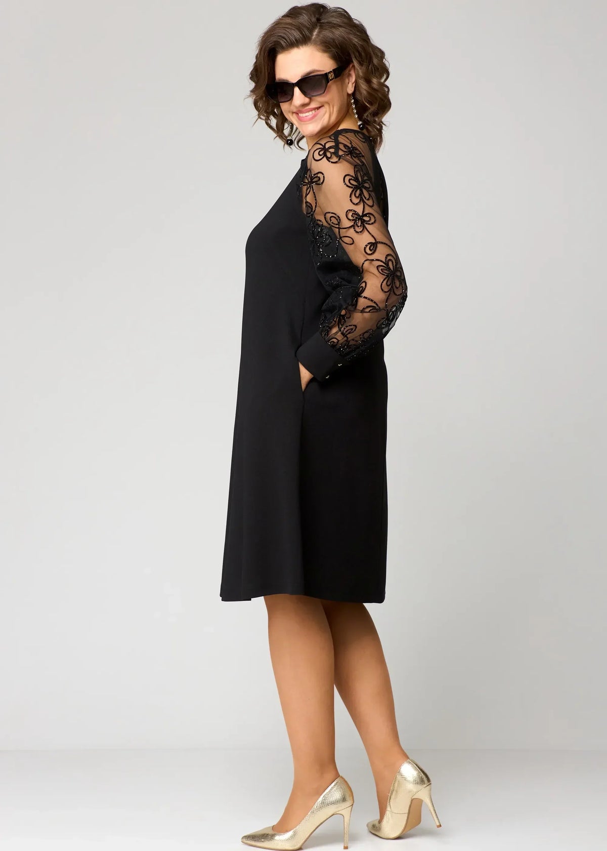 Donna | Damska elegancka sukienka koronkowa