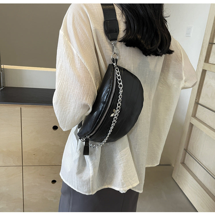 Edith | Damska torebka crossbody z łańcuszkiem, modna stylowa