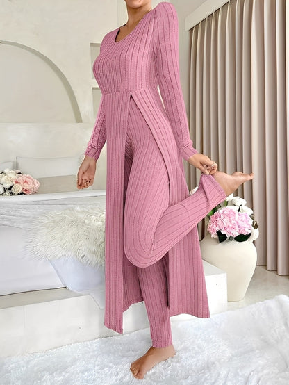 Elara - Stylowy komplet z delikatnie prążkowanym wzorem dla kobiet
