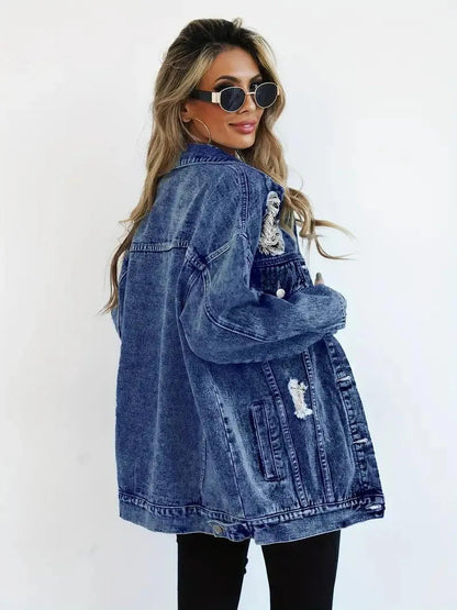 Megan | Damska oversize kurtka jeansowa z przetarciami, modny i casualowy fason