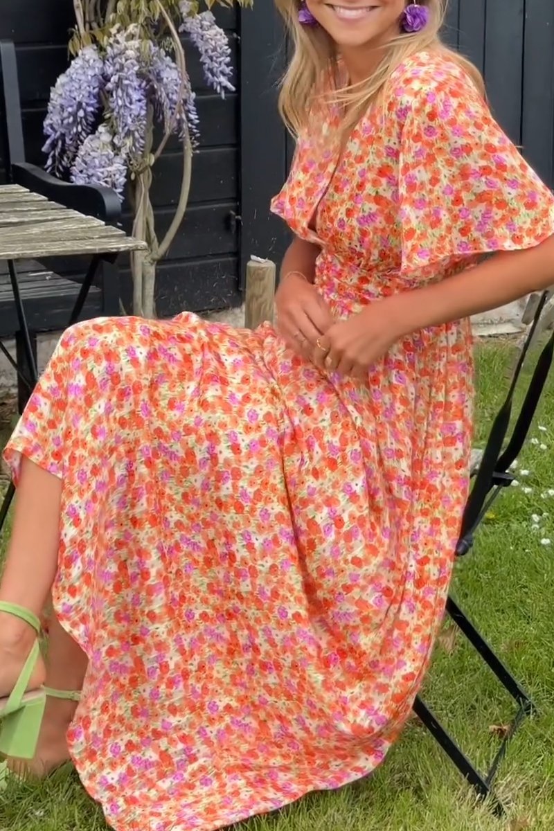 Leanne | Sukienka maxi w kwiatowy wzór z dekoltem w szpic, lekki