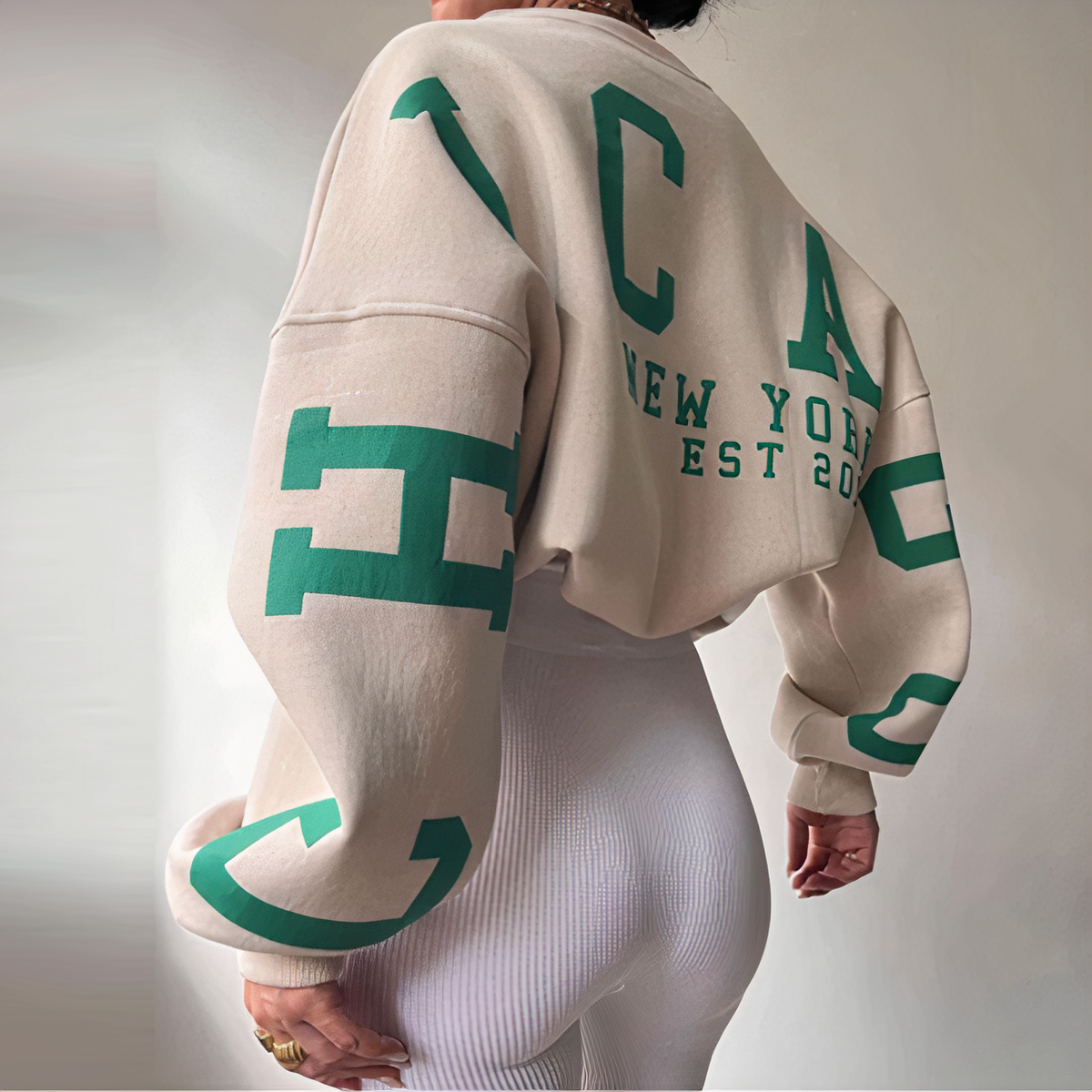Nina – współczesny damski sweter oversize