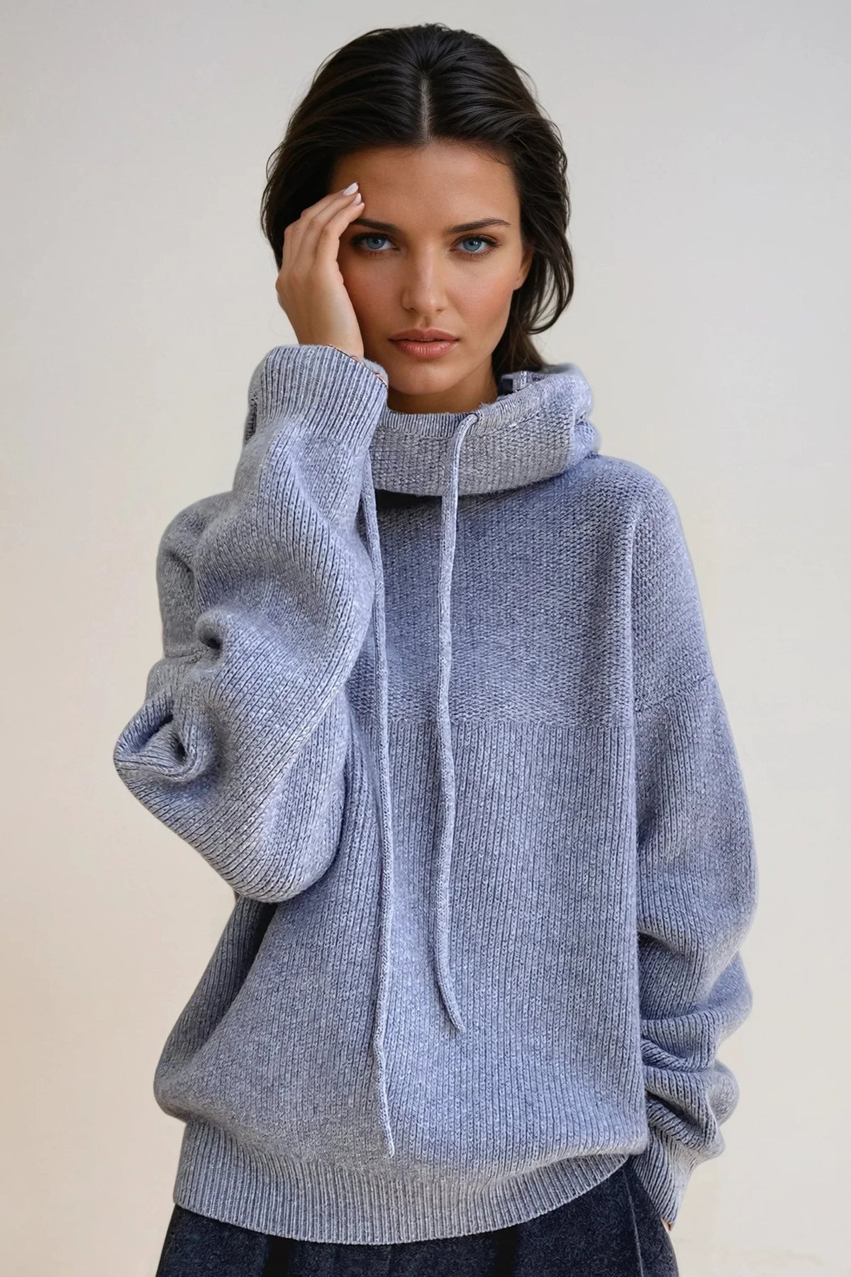 Olivia | Dzianinowy sweter oversize z kapturem