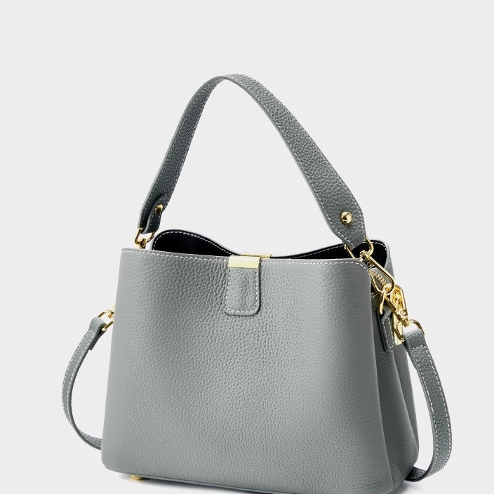 Agatha | Klasyczna skórzana damska torebka typu bucket