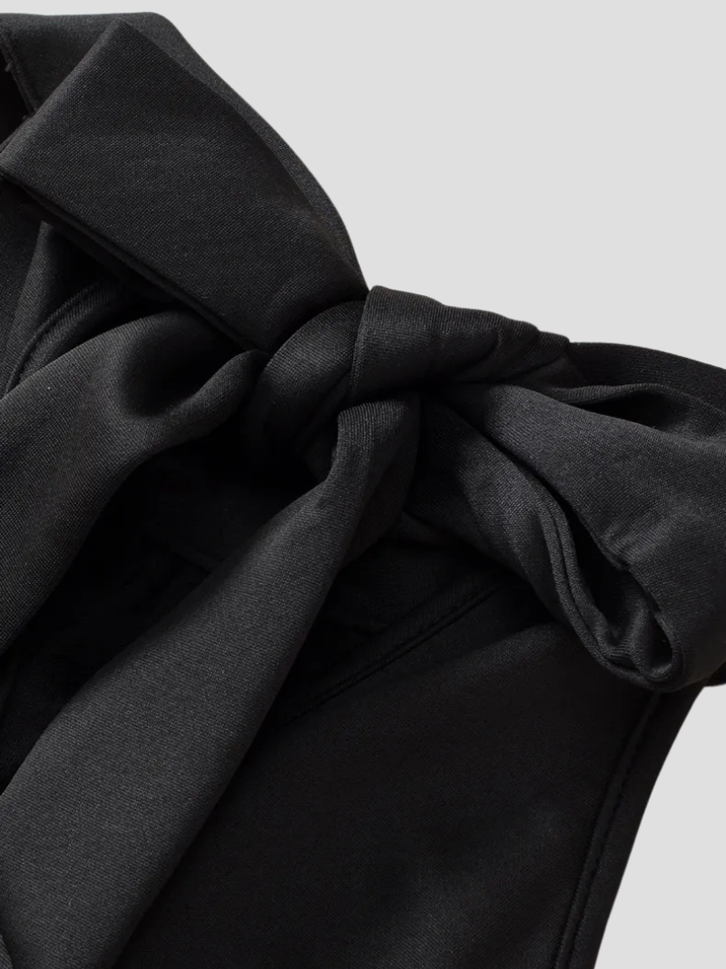 Sabina | Stylowy damski top z wiązaniem na szyi z brokatowym wykończeniem, efektowny i elegancki design