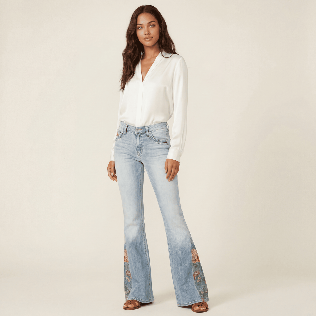 Lyndsay | Damskie jeansy w stylu vintage z haftowanymi detalami i prostym krojem