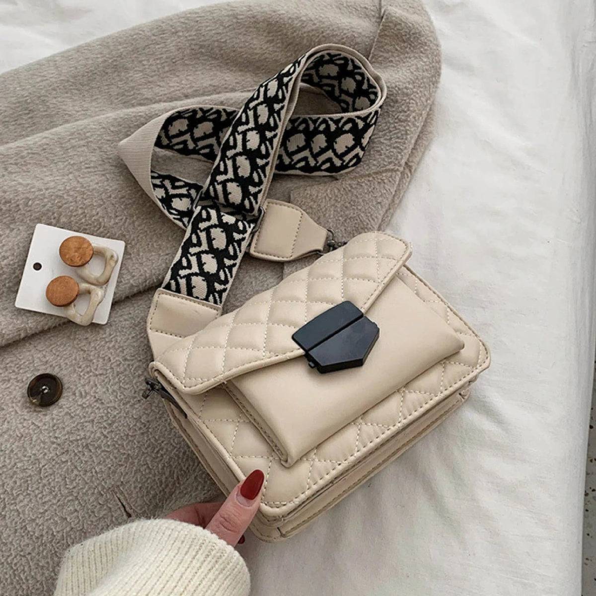 Sylvie | Torebka damska crossbody z pikowanej skóry wegańskiej