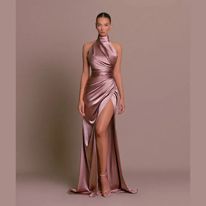 Isolde - Elegancka satynowa suknia wieczorowa z wysokim rozcięciem