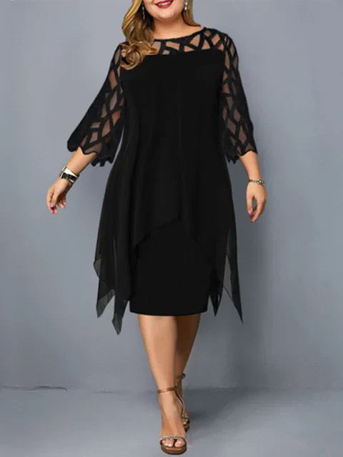 Hattie - Elegancka sukienka plus size z szyfonową warstwą i ażurowymi rękawami