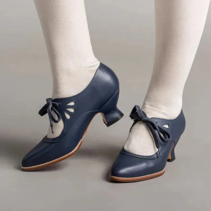 Bogna - Klasyczne buty retro na niskim obcasie z wiązaniem