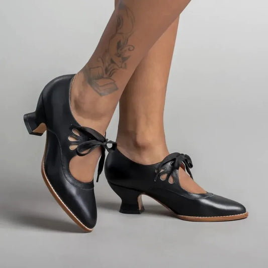 Bogna - Klasyczne buty retro na niskim obcasie z wiązaniem
