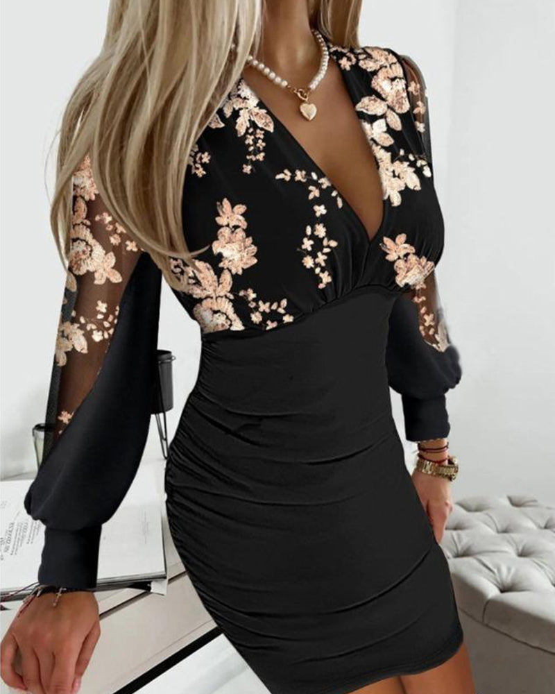 Zoe | Zachwycająca damska sukienka mini bodycon z haftem