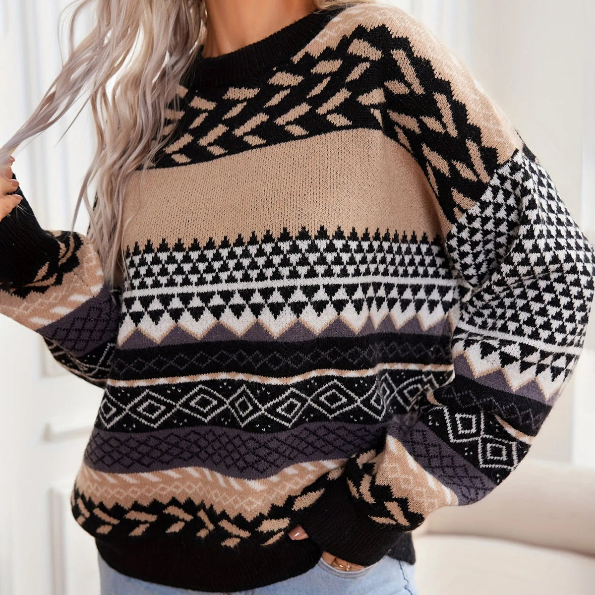 Kathleen – damski sweter z dzianiny z geometrycznym wzorem