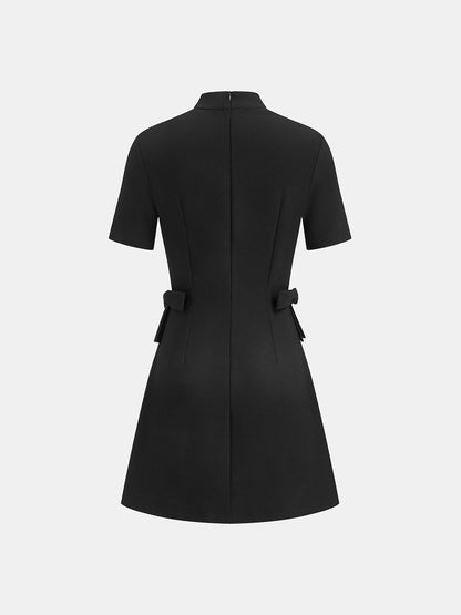 Samantha | Sukienka damska z krótkim rękawem i ozdobnymi wycięciami, modna elegancka