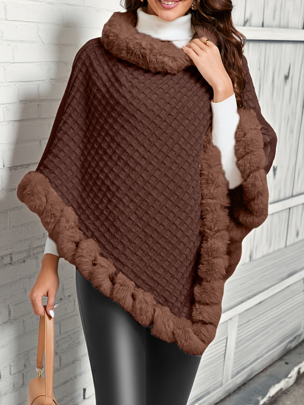 Tatiana | Poncho damskie | Dzianinowe z futrzanym wykończeniem, przytulne i eleganckie