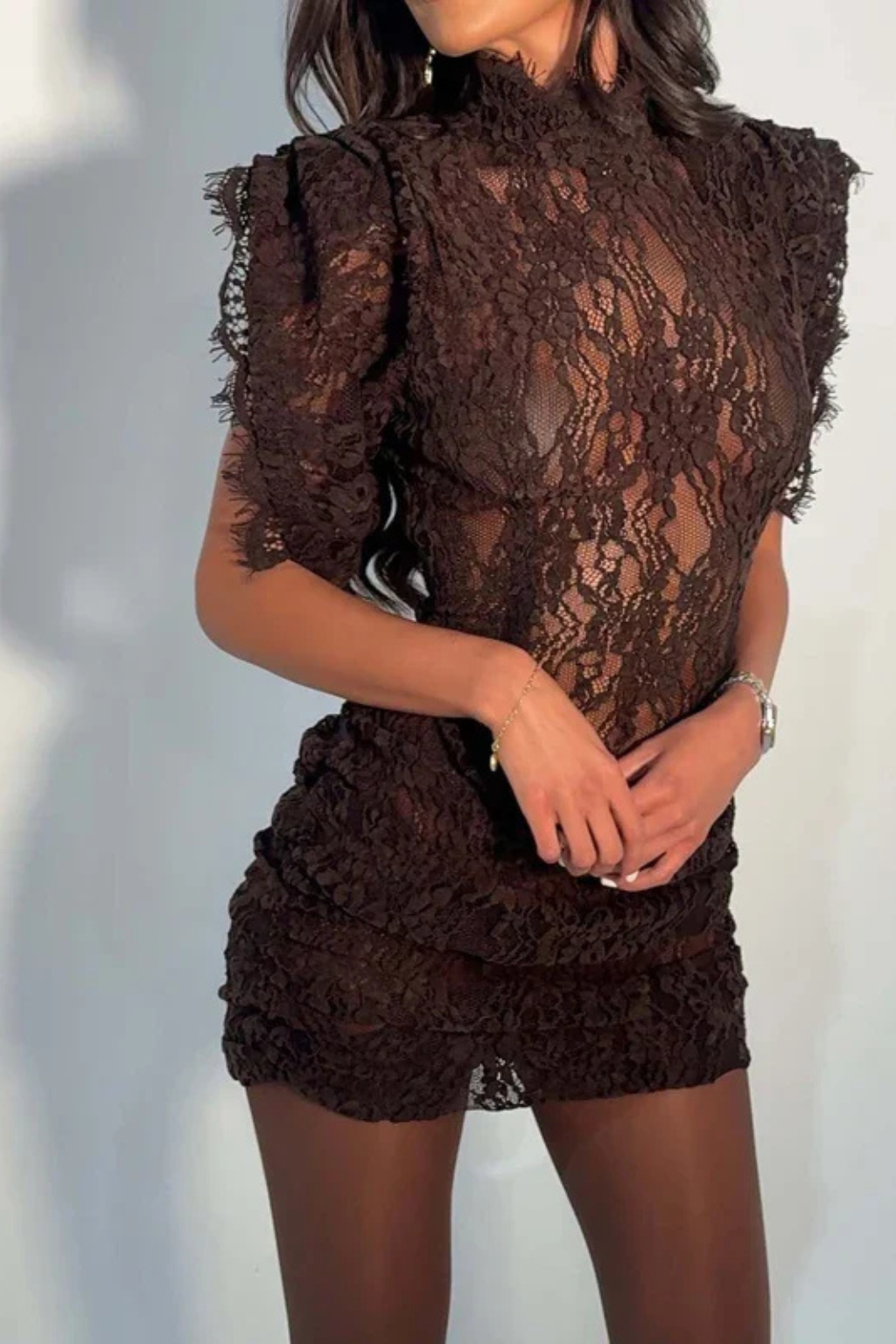 Valeria | Sukienka damska mini | Elegancka na wesele z koronkowym wykończeniem