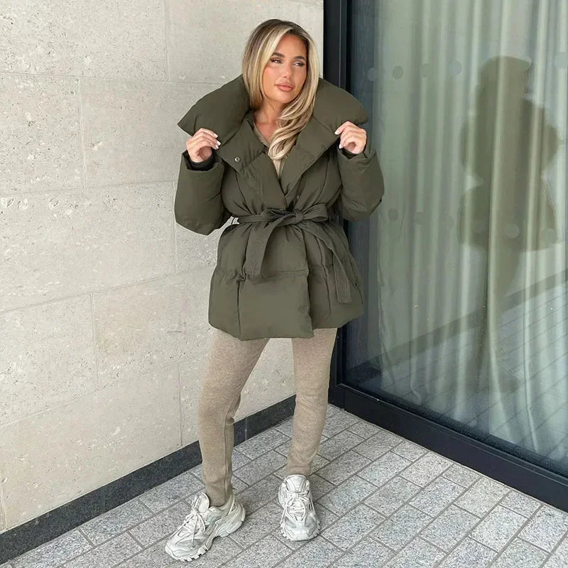Wiesława | Kurtka damska puchowa | Oversize z paskiem i dużym kołnierzem na zimę