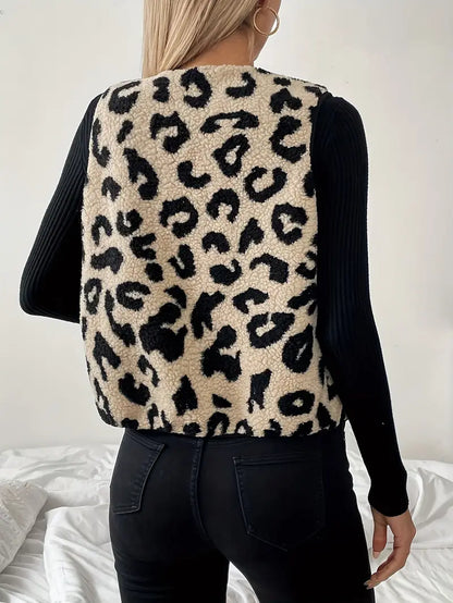 Vilma – damski sweter w panterkę z guzikami – Casual Chic