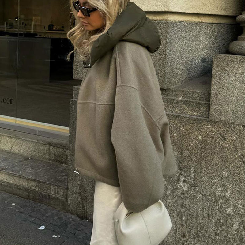 Rosalie – damski, elegancki płaszcz w stylu streetwearowym z kapturem