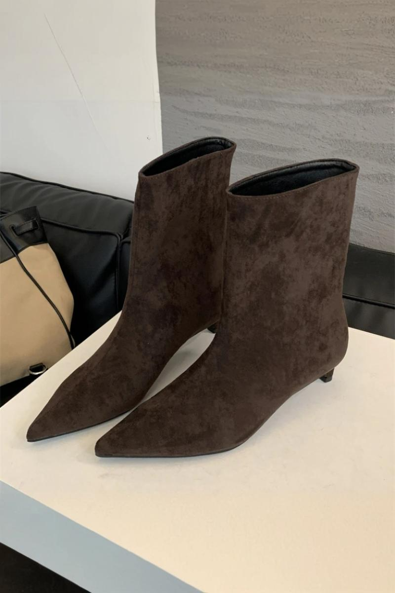 Mila | Eleganckie botki z ostrym noskiem