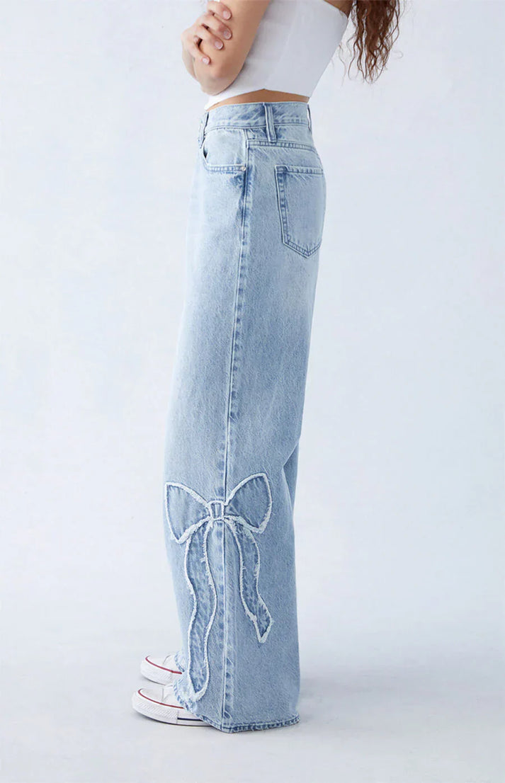 Babette | Damskie jeansy szerokie z haftem, casualowy i modny fason