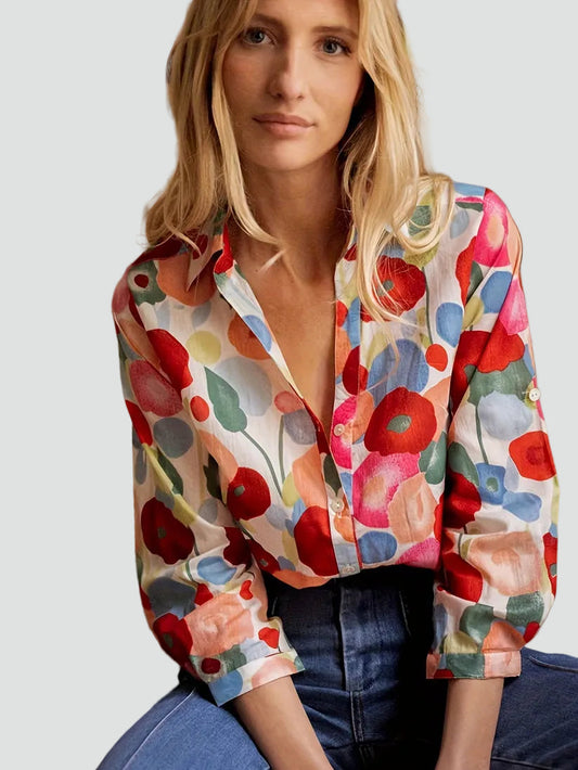 Katey | Elegancka bluzka damska w kwiatowy print zapinana na guziki