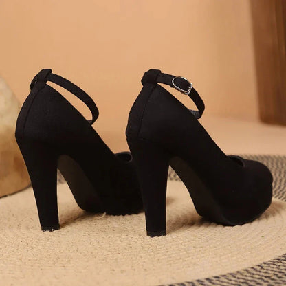 Aurelia - Damskie czółenka na słupku z paskiem – eleganckie buty na obcasie