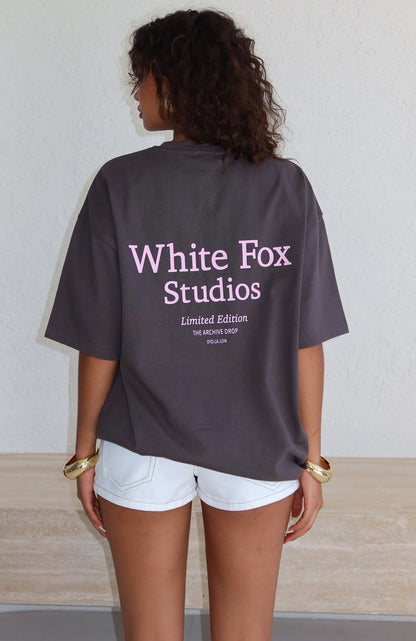 Leonora | Damski t-shirt oversize grafitowy wygodny casualowy